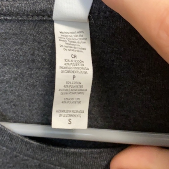 🌟 Super mom t-shirt size small - Picture 2 of 3